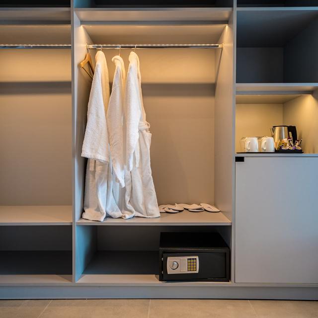 harmony-crest-resort-spa-adults-only