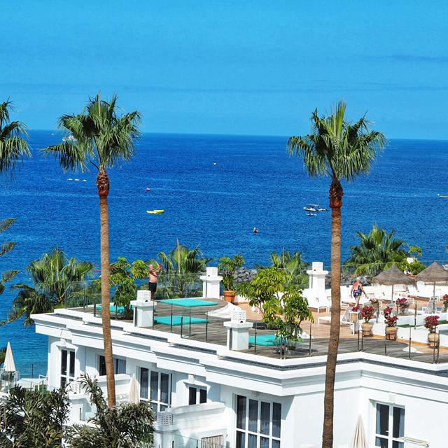 aparthotel-flamingo-beach-mate