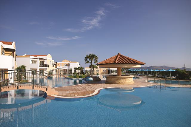 Vakantie 4* all inclusive Marmari € 687,- | direct aan het strand