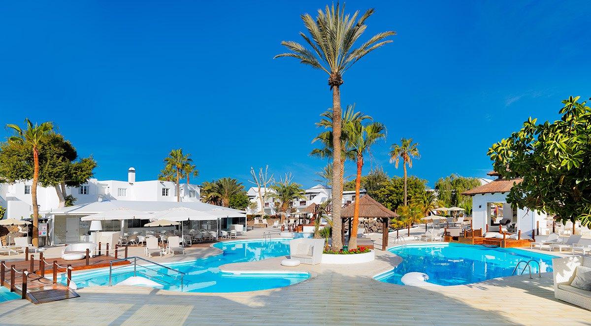 Hotel H10 White Suites 