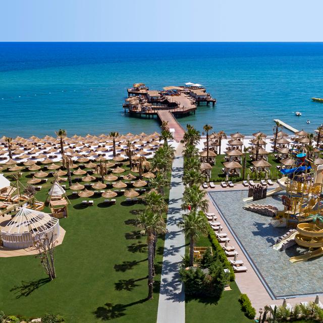 hotel-titanic-mardan-palace