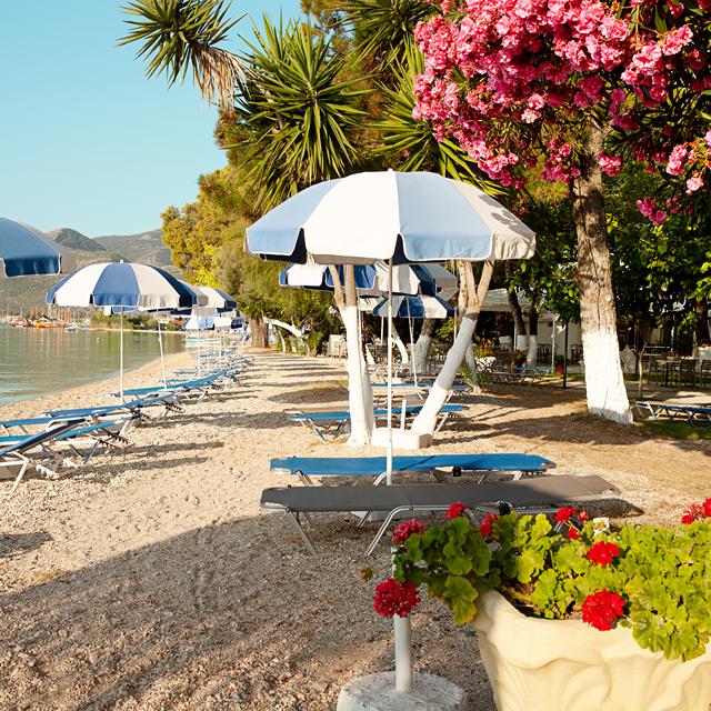 hotel-avra-beach