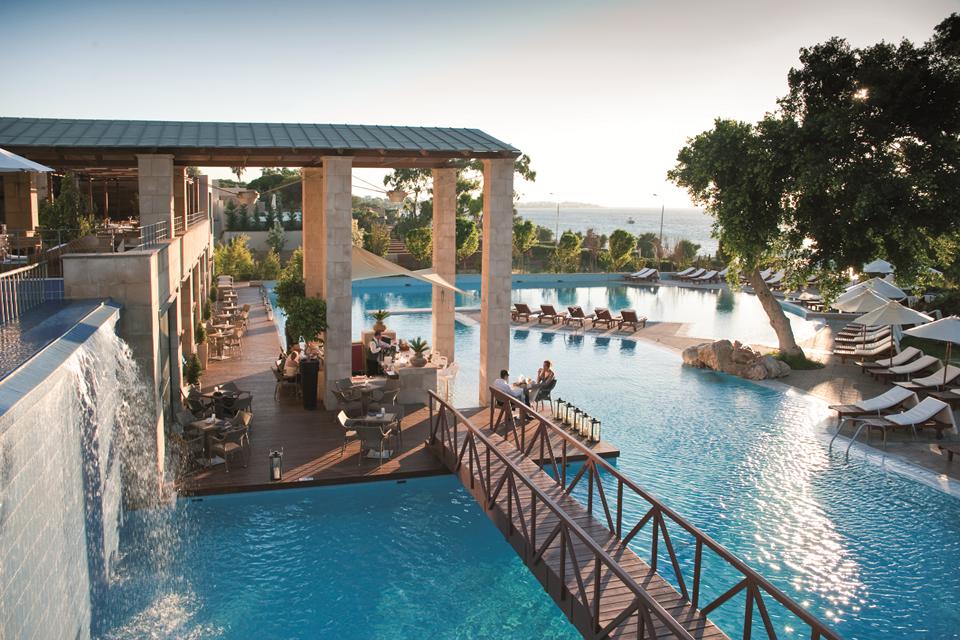 Amus Hotel & Spa (voorheen Rhodes Bay Hotel)
