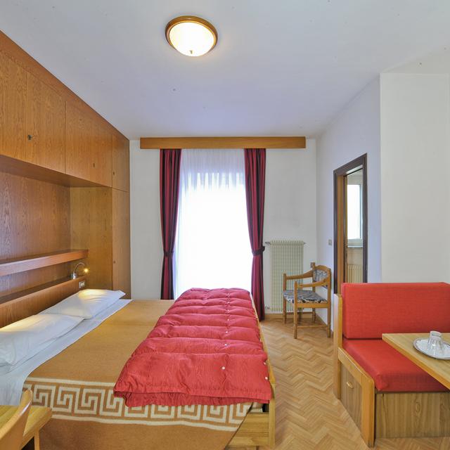hotel-cristallo