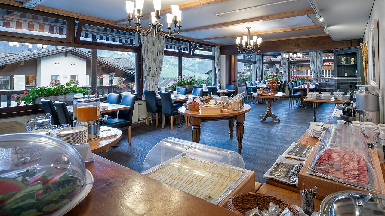 8 Dagen logies/ontbijt Hotel Jungfrau Lodge