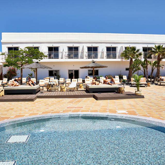 hotel-coral-cotillo-beach