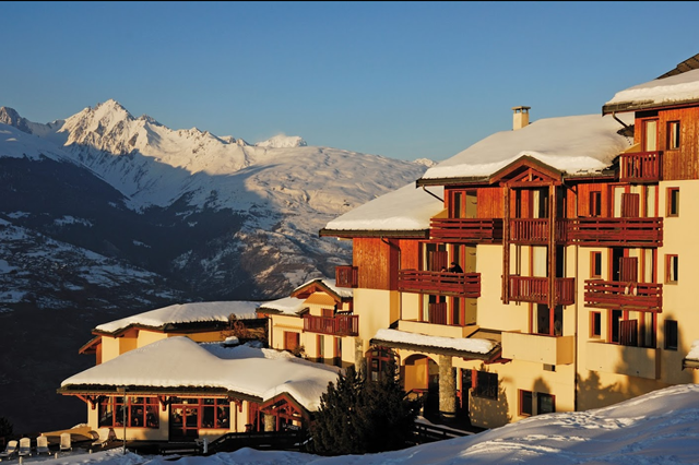 Sneeuwzeker 3* La Plagne € 942,- 【samen met de kids】