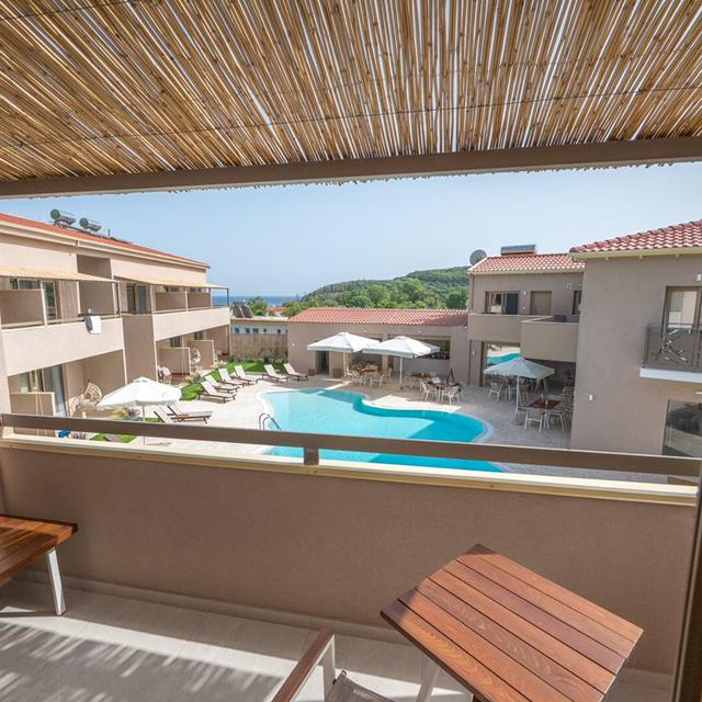 hotel-suites-scarabeo