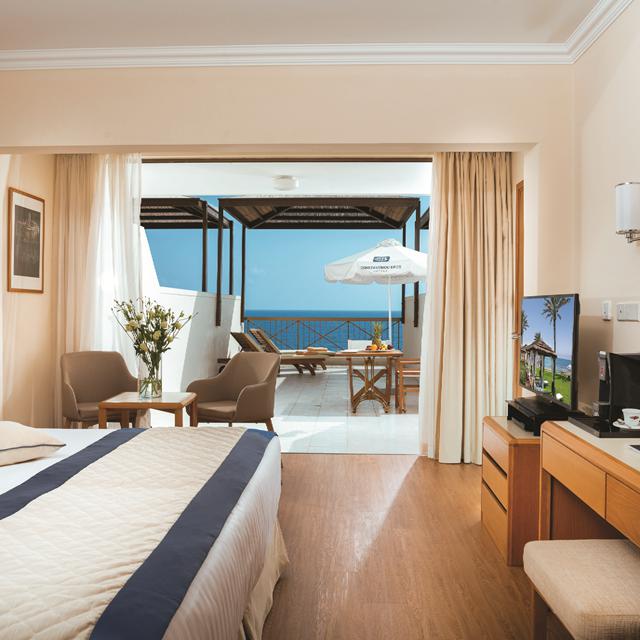 hotel-constantinou-bros-athena-beach