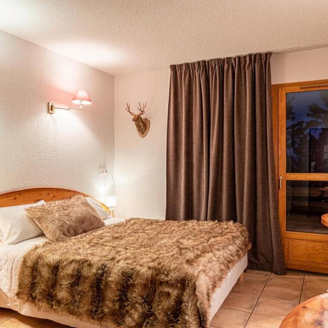 hotel-lecrin-des-neiges