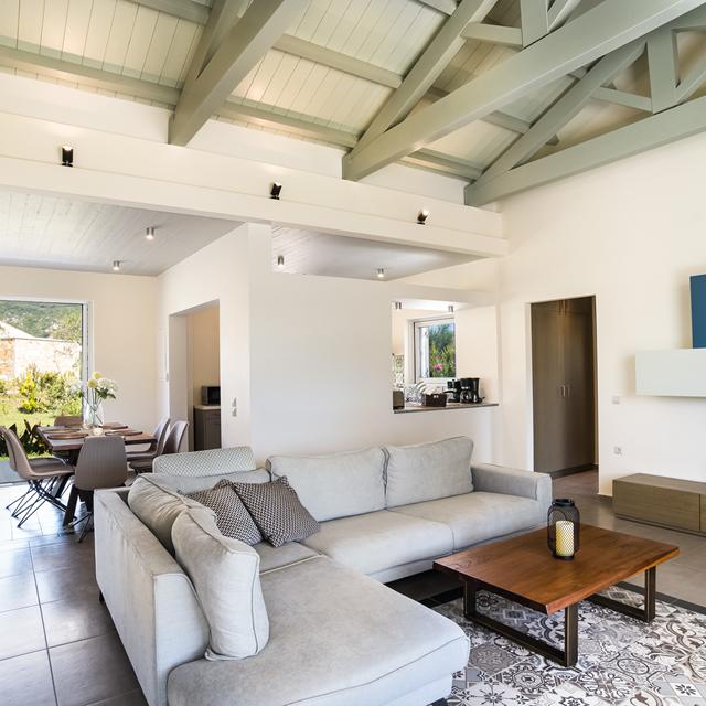 Vakantie Three Stars Villas met privézwembad in Moraitika (Corfu, Griekenland)