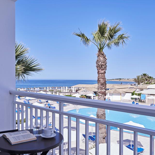 All inclusive vakantie Sandy Beach Resort in Aghios Georgios (Corfu, Griekenland)