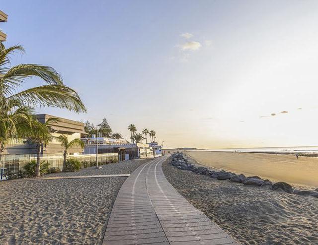 hotel-faro-a-lopesan-collection-adults-only