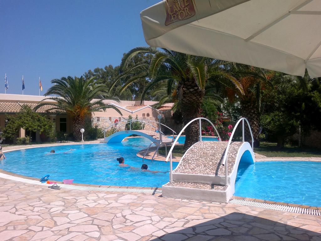 impressie Hotel Three Stars Beach