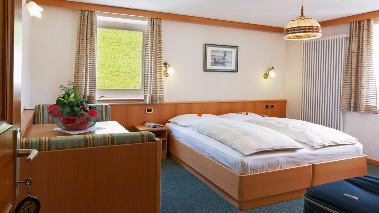 8 Dagen logies/ontbijt Hotel Genziana