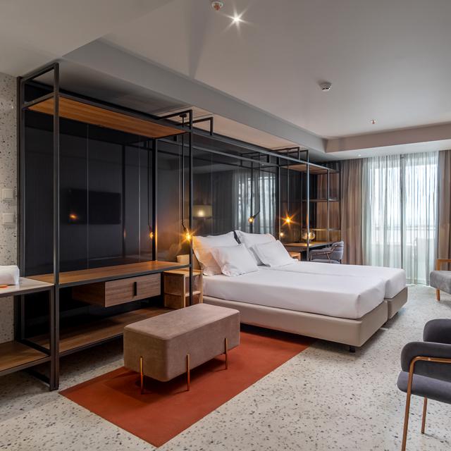 hotel-next