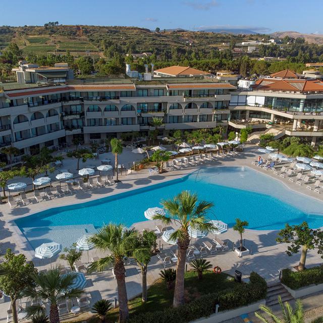grand-palladium-sicilia-resort-signature-level