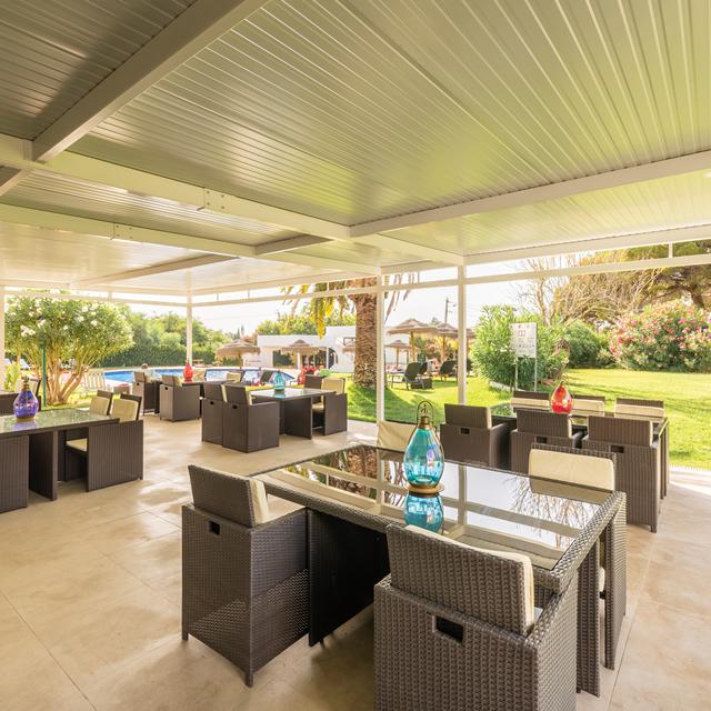 aparthotel-carvoeiro-garden