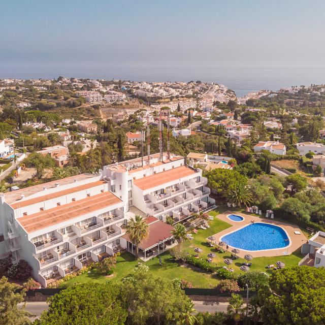aparthotel-carvoeiro-garden
