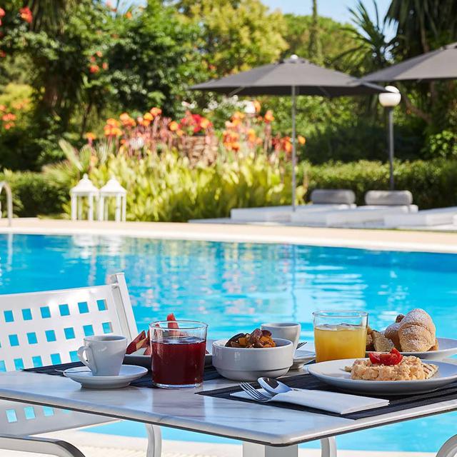 hotel-mr-mrs-white-paros-suites-more