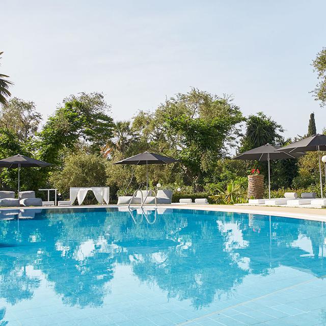 hotel-mr-mrs-white-paros-suites-more