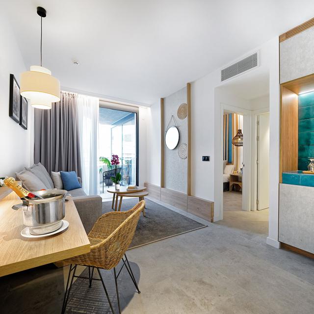 hotel-hovima-suites-costa-adeje-adults-only