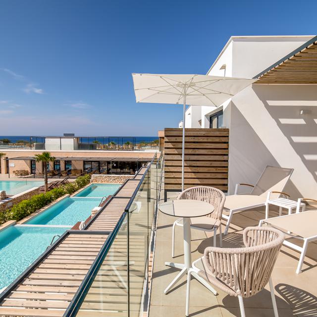 hotel-barcelo-nura