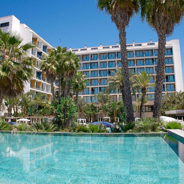 aqua-hotel-silhouette-spa-logies-ontbijt-adults-only