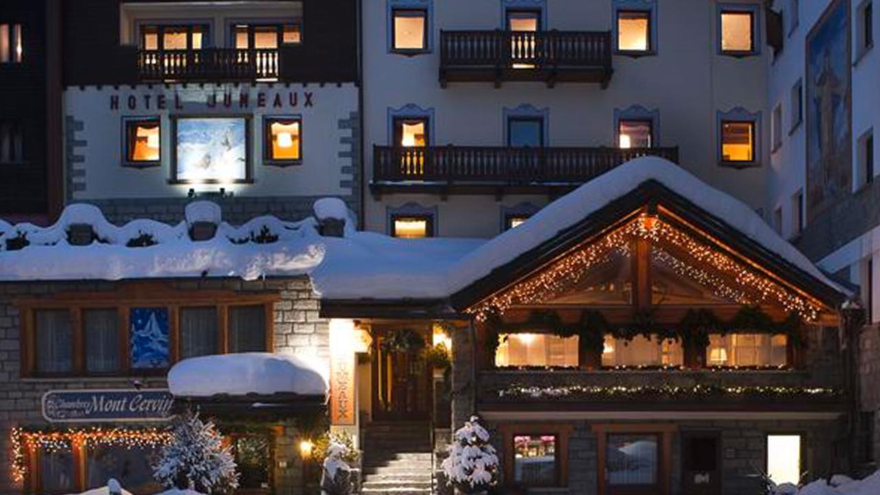 Hotel Jumeaux