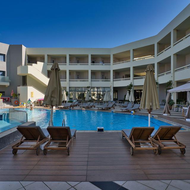 hotel-pearl-beach