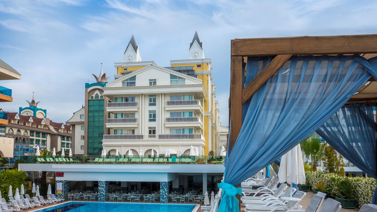 Hotel Dream World Resort & Spa