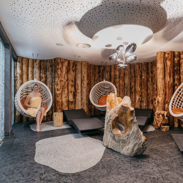 the-alpine-palace-new-balance-luxus-resort