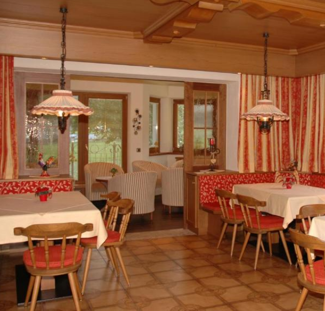 hotel-garni-almhof
