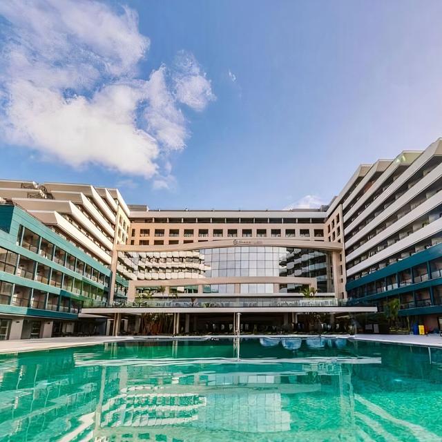 hotel-enotel-lido-madeira