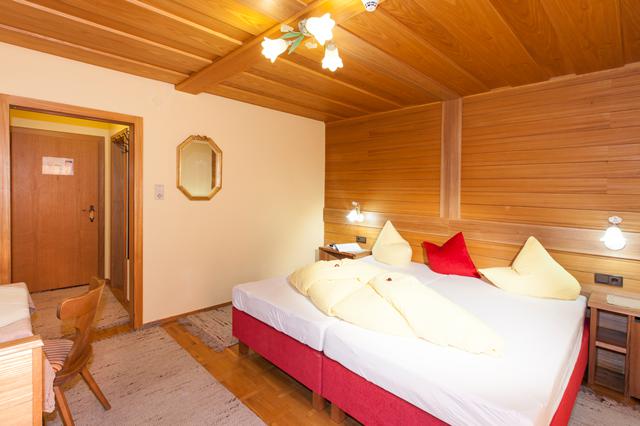 Sneeuwzeker 3* Sölden € 918,- 【wellness, wifi, parkeerplaats, restaurant(s), sauna】