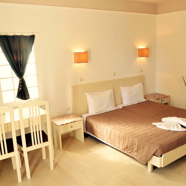hotel-pelagia-bay