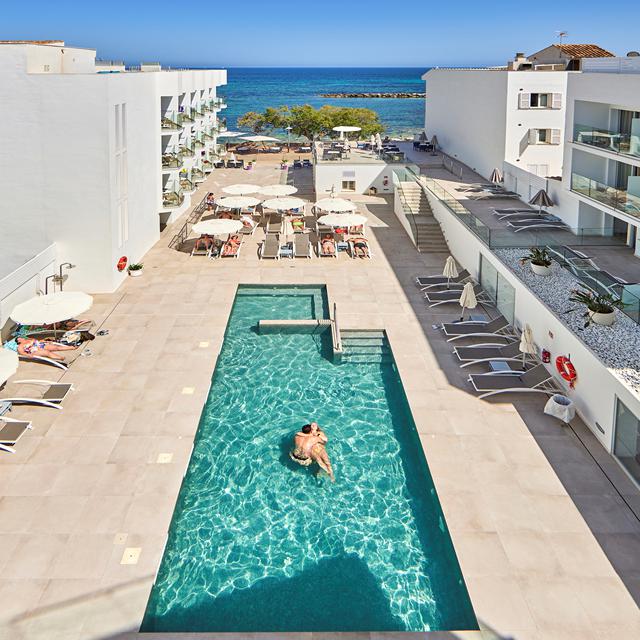 hotel-ilusion-moreyo-adults-only