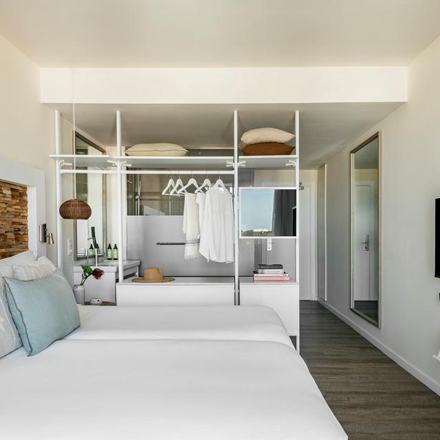 hotel-me-ibiza