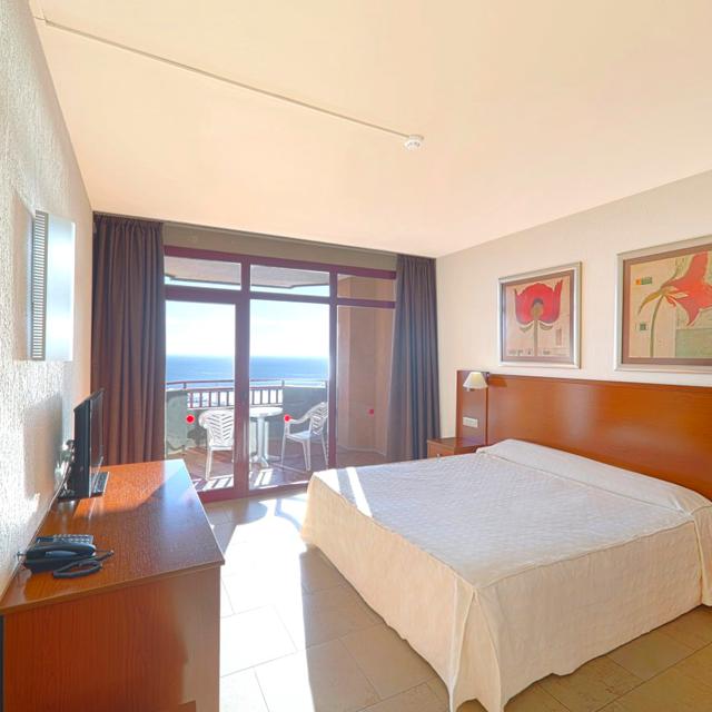 hotel-las-palmeras-affiliated-by-fergus