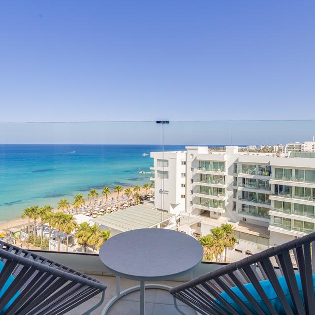 flamingo-paradise-beach-hotel-adults-only