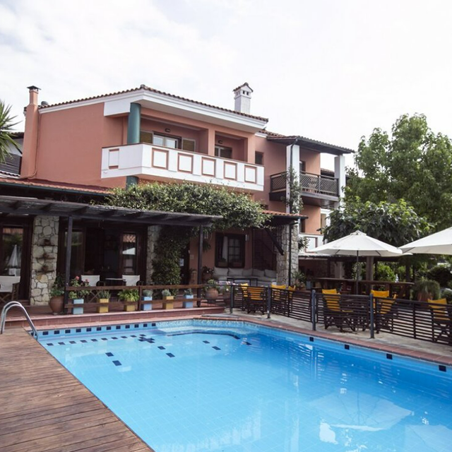 hotel-ammon-garden