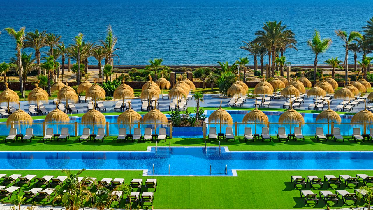 Hotel Cabogata Beach