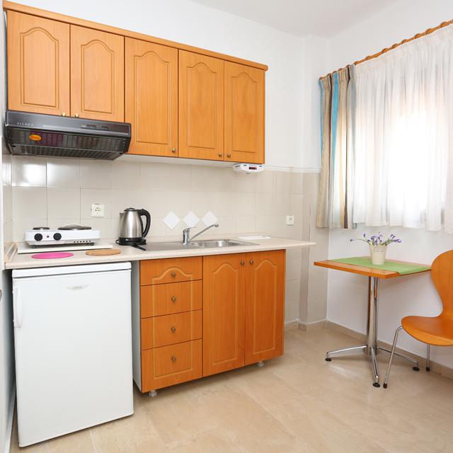 pella-house-studios-apartments