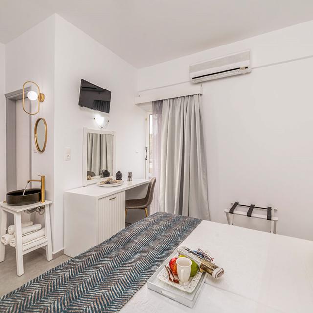 hotel-roxani