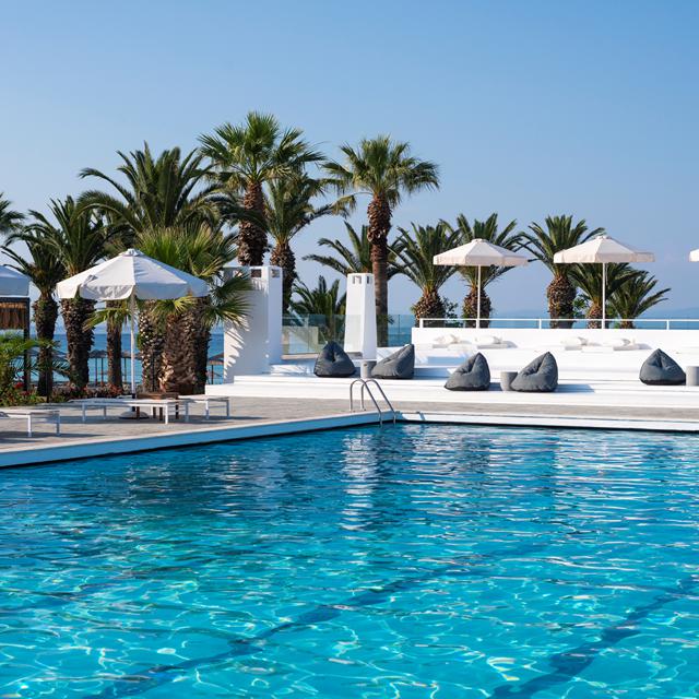 hotel-kassandra-palace-seaside-resort