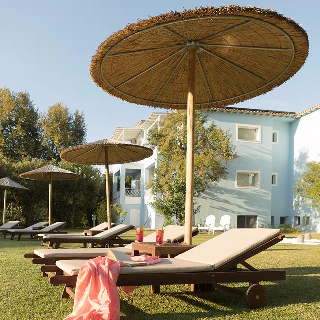 hotel-mandraki-village