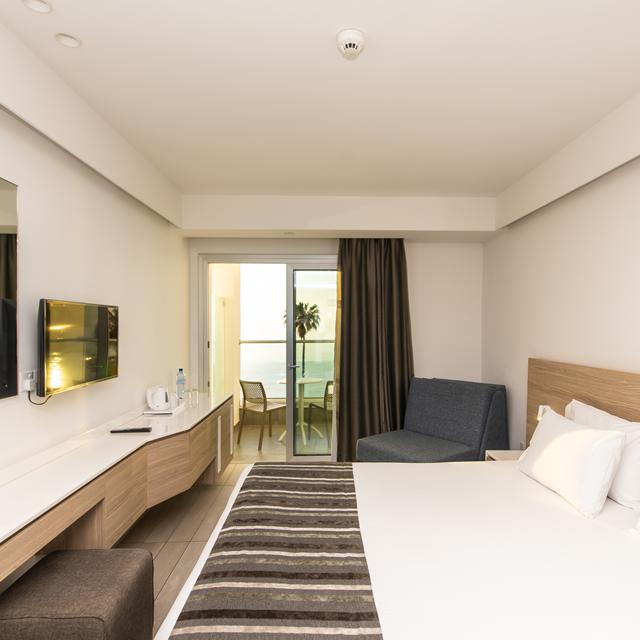 evalena-beach-hotel