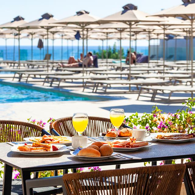 hotel-blue-sea-island