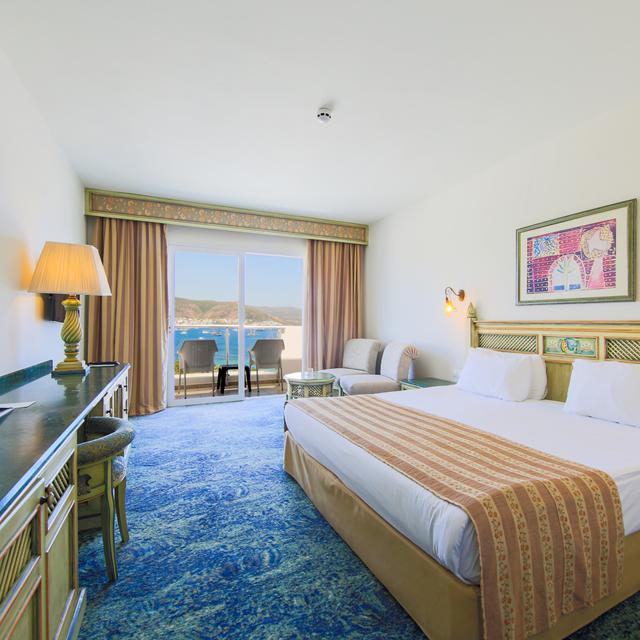 hotel-salmakis-beach-resort-spa