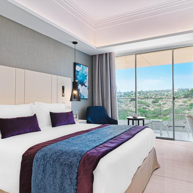 amanti-madefortwo-hotels-adults-only